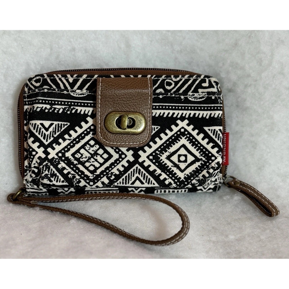 Union Bay Aztec Elephant Print Wallet Wristlet Clutch Purse Western Boho Design